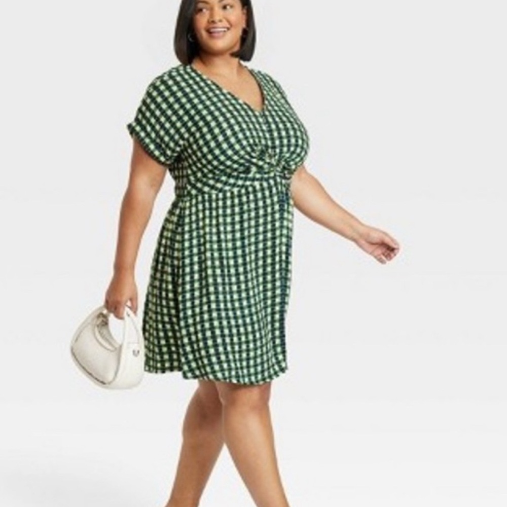 Ava & Viv Green and White Checkered Front Twist Dress